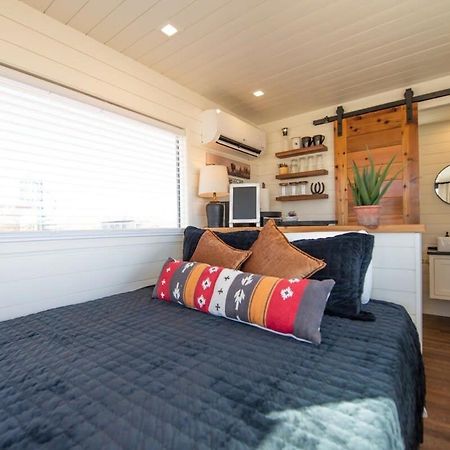 New The Buffalo-Shipping Container In Alpine Exterior foto